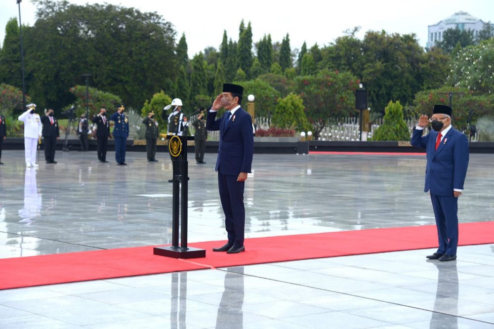 Peringati Hari Pahlawan Tahun 2021, Presiden Bertindak Selaku Inspektur Upacara Ziarah Pahlawan Di TMPNU Kalibata