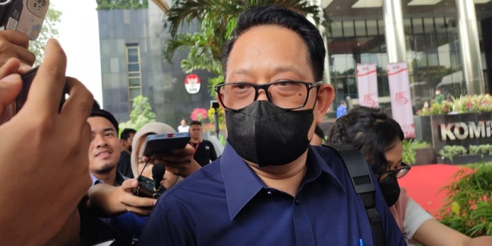 Adhy Karyono Sekdaprov Diperiksa KPK Kasus Bansos, Tepat Di Hari Khofifah Gubernur Jatim Nyatakan Dukungan Ke Prabowo-Gibran