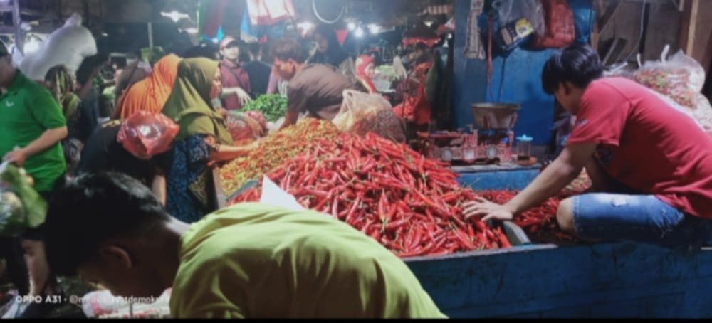 Jelang Lebaran Idul Fitri 1 Syawal 1446H, Harga Cabe Rawit Sepedas Rasanya