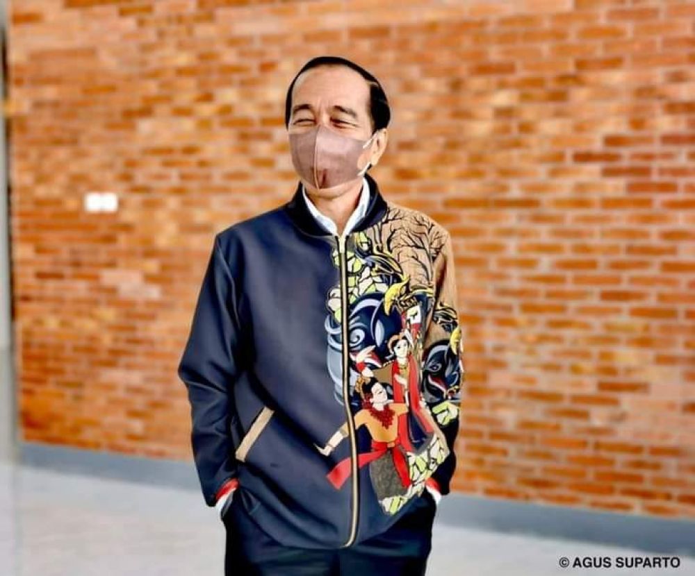 Momen Presiden Dan Ibu Iriana Beli Batik Hingga Lukisan Karya UKM Blora