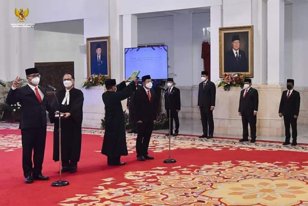 Jokowi Lantik Andi Widjajanto Sebagai Gubernur Lemhanas RI Dan Arief Prasetyo Adi Sebagai Kepala Badan Pangan Nasional Di Istana Negara