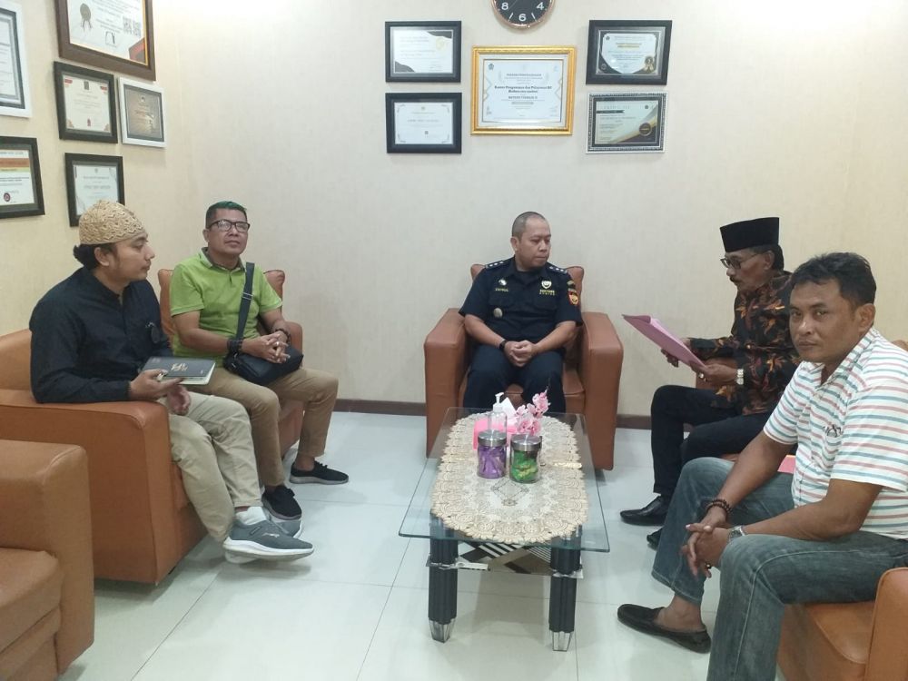 LSM GKS Bongkar Modus Penghindaran Pajak Rokok Ilegal Pabrikan Di Sampang Madura