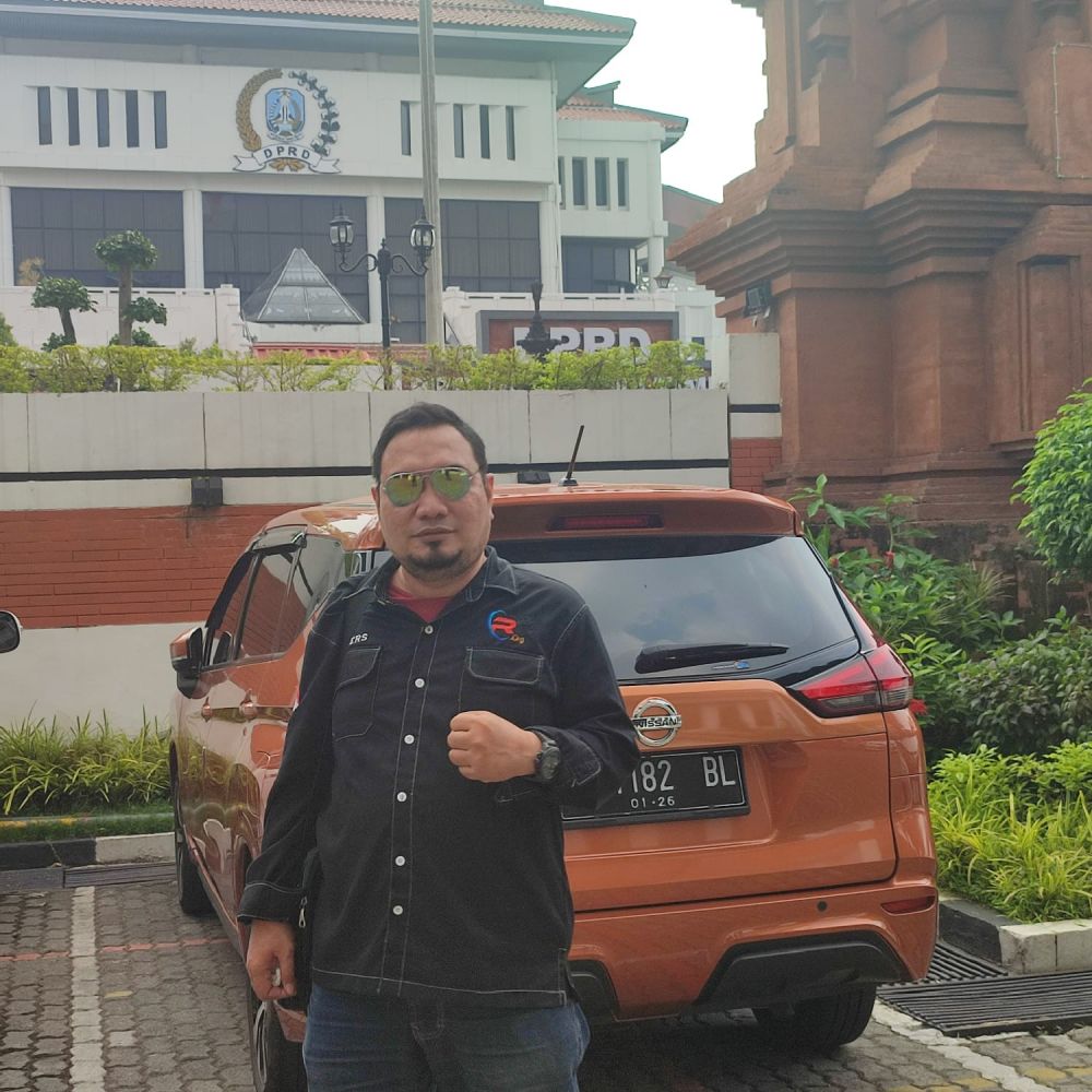 Konfirmasi Terkait OPOP, Se Komisi E DPRD Jatim Mulai Dari Pimpinan Hingga Staf Kompak Dinas Luar