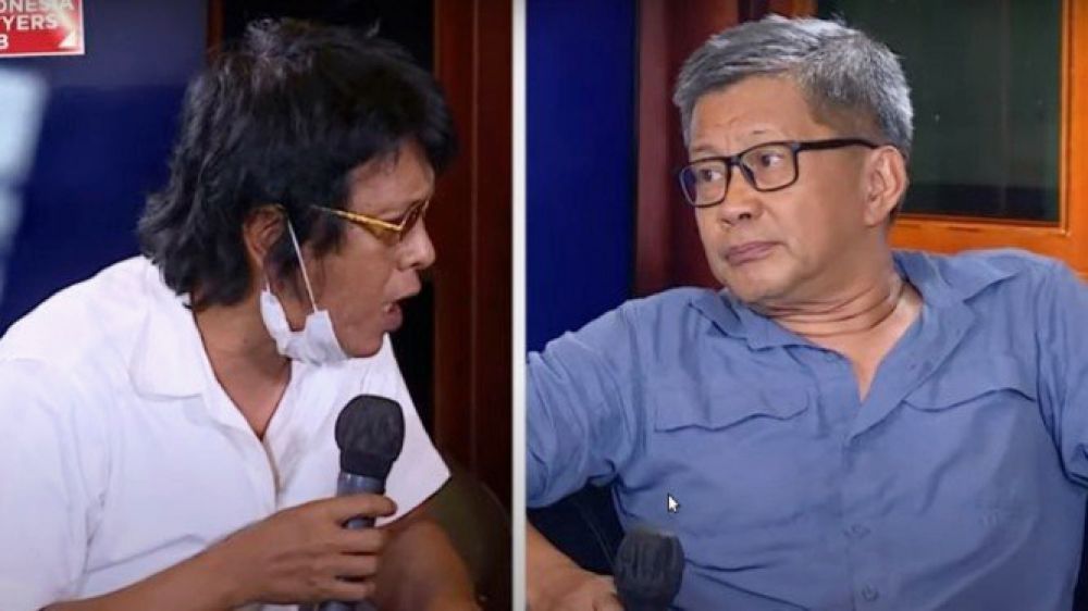 Debat Sengit Adian VS Rocky Gerung, Hingga Harus Izin Ke Toilet 1 Menit