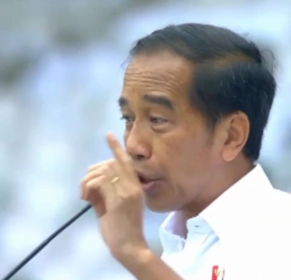 Jokowi Ingatkan Relawan Pilih Presiden : Yang Wajahnya Ada Kerutan Dan Sampai Rambutnya Putih Karena Mikir Rakyatnya, Jangan Yang Wajahnya Kinclong