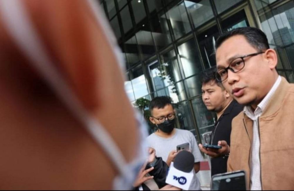 Wakil Ketua DPRD Jatim Di OTT KPK, Total 7 Orang Diamankan Atas Kasus Dana Hibah