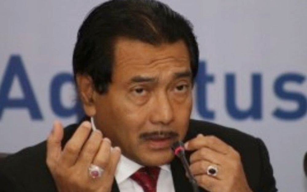 Diduga Palsukan Tanda Tangan Hingga Dilaporkan Istrinya Yang Juga Artis Senior, Komut Bank Jatim Jadi Tersangka