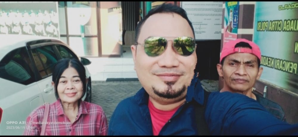 Pertanyakan Laporannya Yang Belum Ada Kejelasan, Korban Pengerusakan Warung Bibis Datangi Propam Polresta Sidoarjo