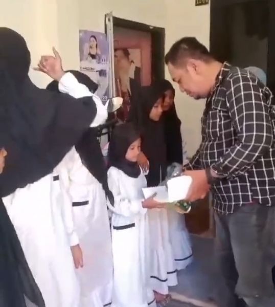Giat Sosial Jum'at Berkah, Istiqomah Berbagi