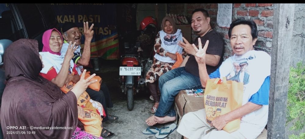 Komitmen Menangkan Ganjar-Mahfud Di Jatim, Relawan Arus Bawah Berdaulat Blusukkan Di Wilayah Pesisir Surabaya Utara