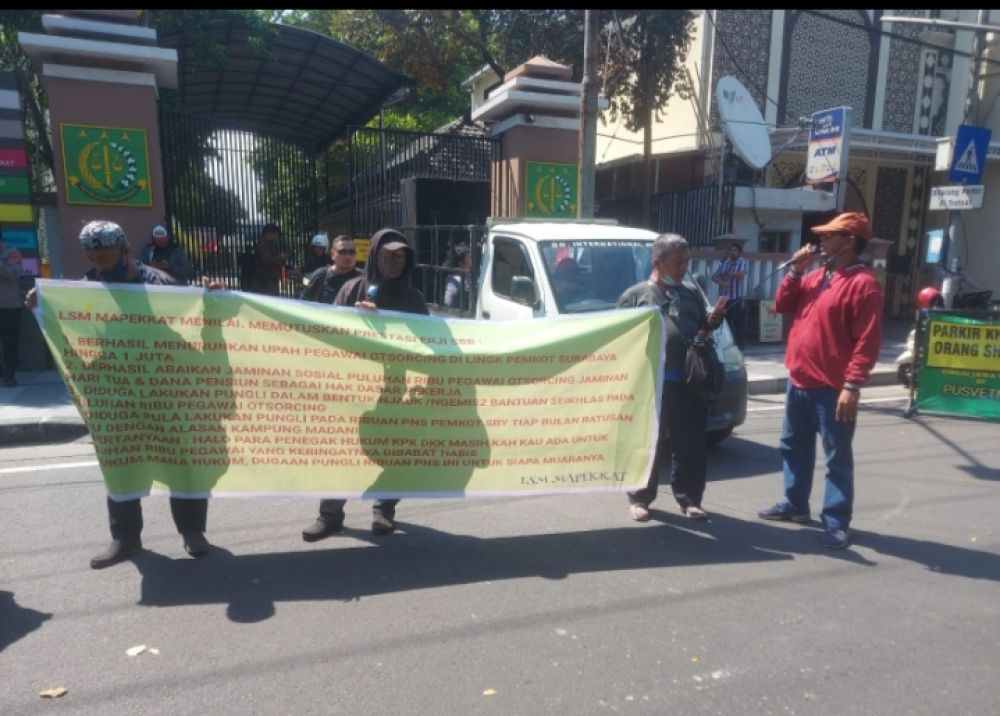 Terkait Persoalan Pegawai Outsourcing Pemkot Surabaya, MAPEKKAT Bakal Laporkan BPJS Ketenagakerjaan Karimunjawa