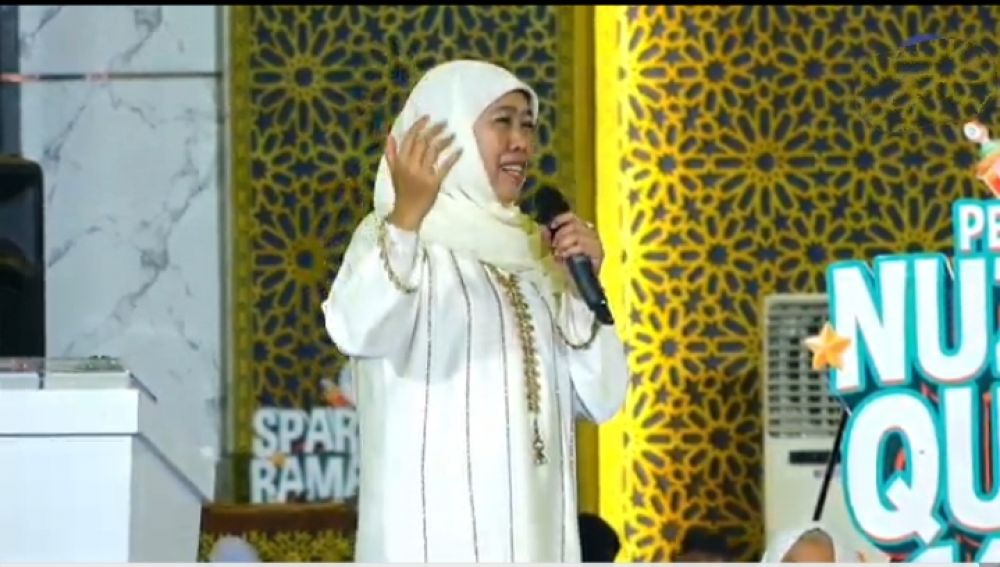 Pada Gelaran Peringatan Nuzulul Qur'an Ramadan 1446H, Gubernur Khofifah Berharap Bisa Jaga Akhlak Dan Menjadi Ahli Qur'an