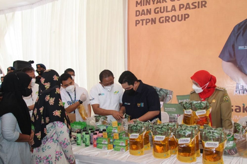 Jaga Kestabilan Harga Kementerian BUMN - PTPN Group Gelar Pasar Murah