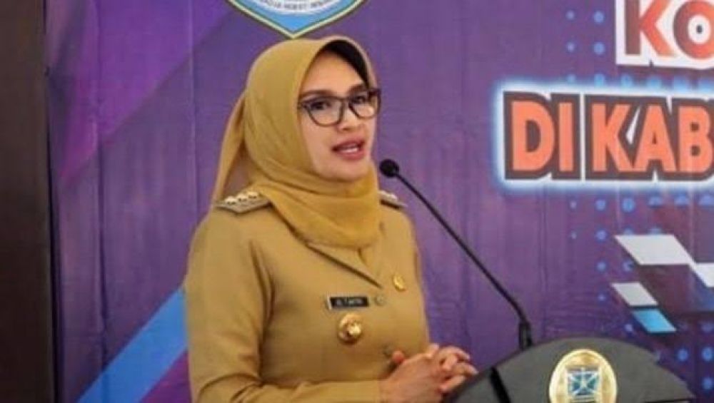 Bupati Probolinggo Bersama Rombongan Kades Di Tetapkan Tersangka Oleh KPK, 17 Kades Diminta Kooperatif. Berikut Nama Nama Kadesnya..