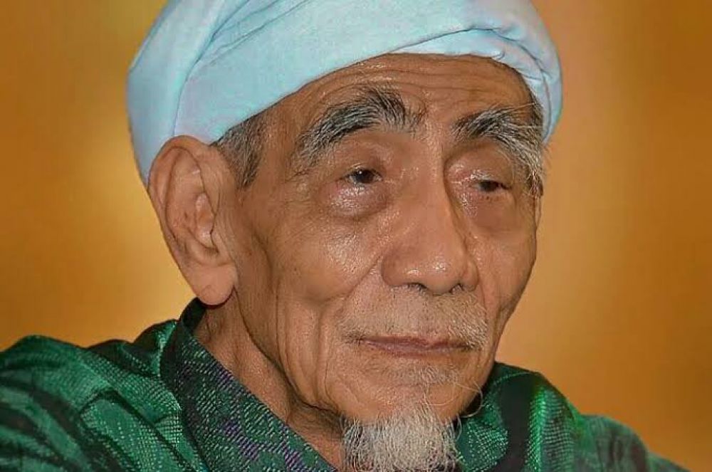 Jangan Tidur Diwaktu Ini, Karena Akan Mendatangkan Kefakiran Dan Kemiskinan Kata Almarhum Mbah Moen