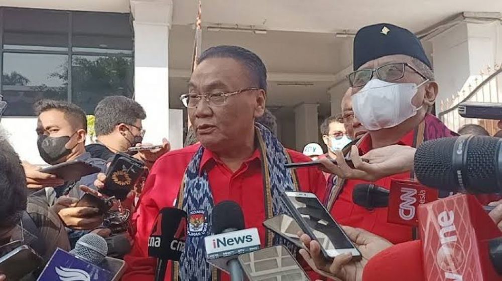 Bambang Pacul Sarankan Relawan Bentuk Partai Untuk Usung Capres, Noel Yakini Ganjar Dideklarasikan Pas Di HUT PDIP