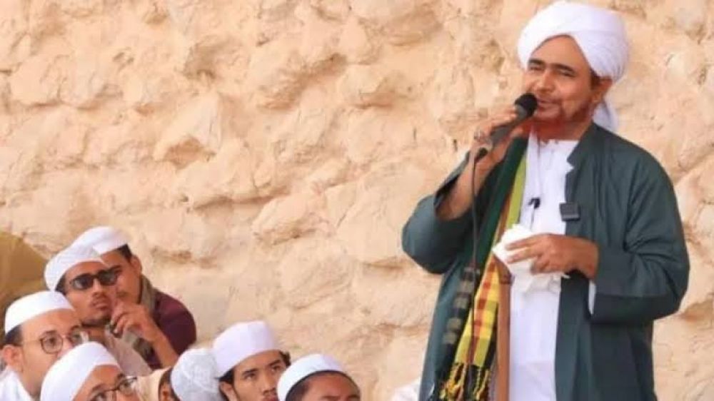 Hukum Ucapkan Selamat Natal Menurut Habib Umar Bin Hafidz