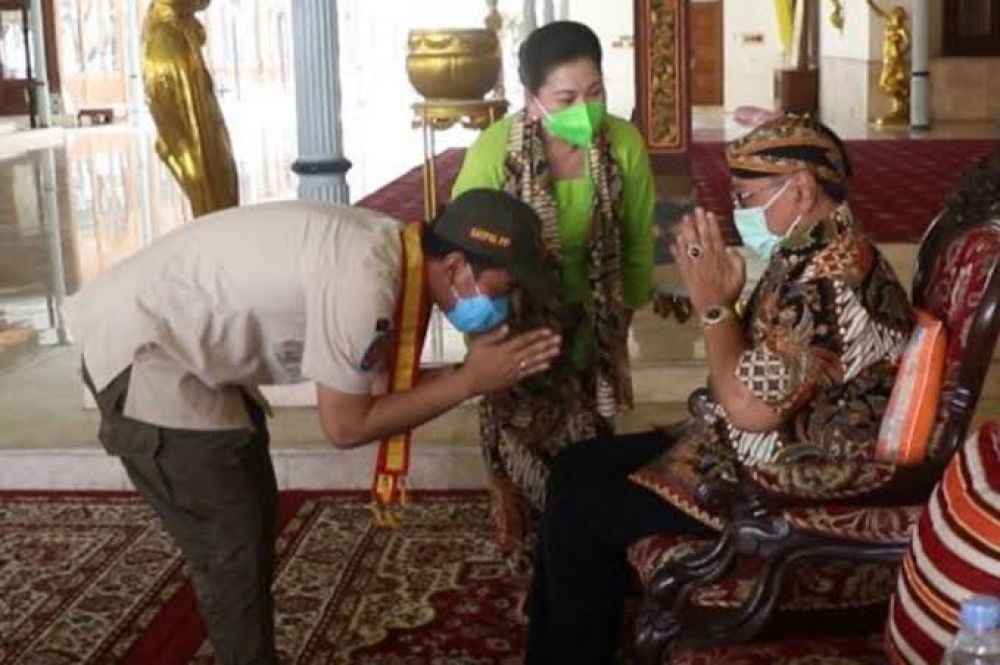 Diminta Perbaiki Keraton Solo, Gibran : Saya Cuman Tukang, Seleseikan Dulu Urusan Internal
