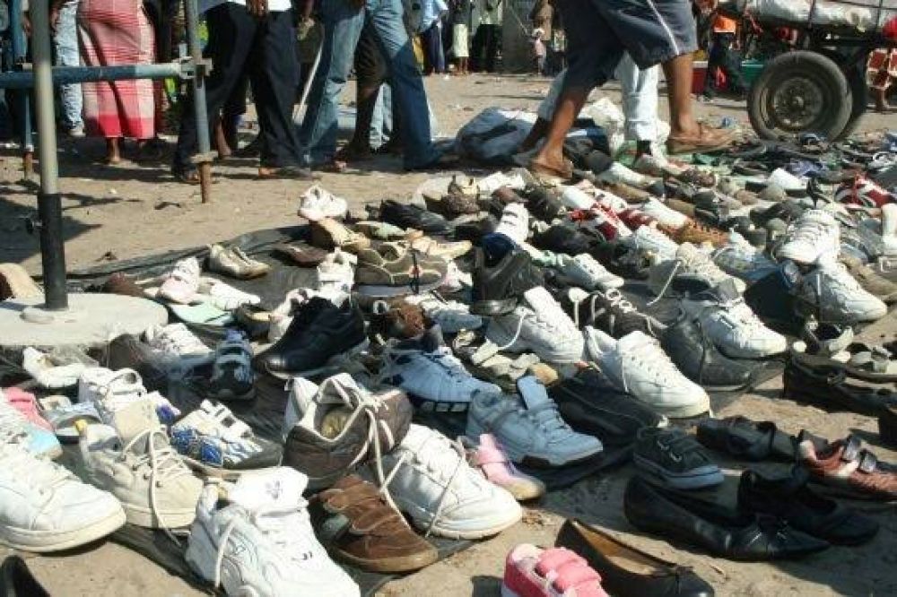 Viral Sepatu Donasi Dari Singapura Masuk Pasar Loak Indonesia, Begini Kata Kemenperin