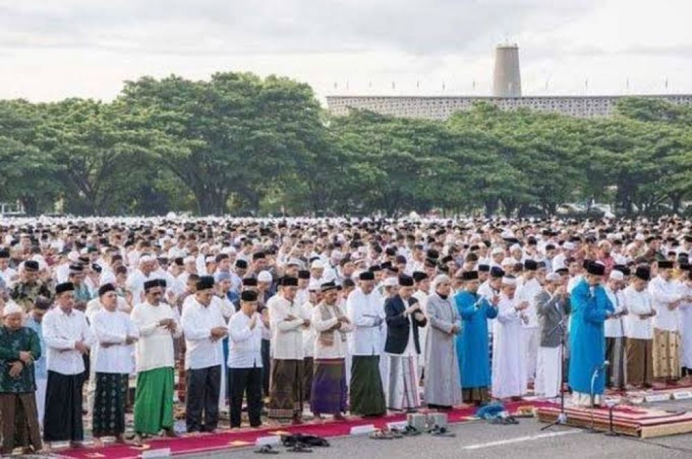 Sudah Ada Yang Sholat Id, Bagaimana Hukumnya Yang Masih Berpuasa? Berikut Penjelasan Menurut Hadist