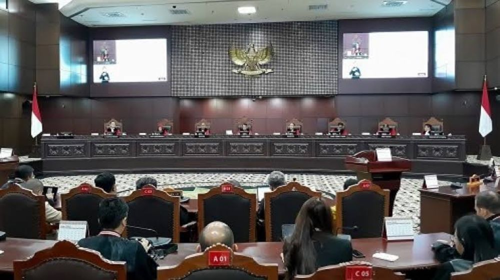 Sebanyak 15 Guru Besar Satu Suara Minta MKMK Beri Sanksi Pemberhentian Secara Tidak Hormat Apabila Anwar Terbukti Lakukan Pelanggaran Berat