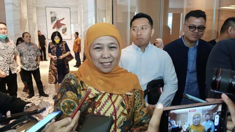 Khofifah Pilih Dukung Prabowo-Gibran, Pegiat Sosial : Apakah Ada Yang Tersandera Kasus Suap Hibah?