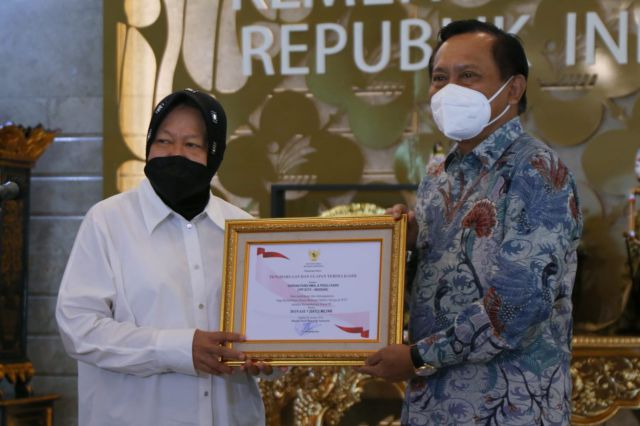 Risma Paparkan Kebijakan Strategis Penanganan Pasca Bencana Di NTT, Sentuh Penyiapan SDM Hingga Pengembangan Kemandirian Ekonomi