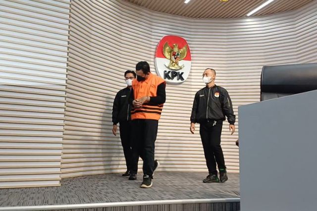 Usai Ditahan, KPK Beri Sinyal Kejar TPPU Gus Mudhlor