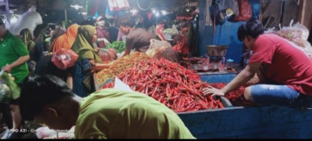 Jelang Lebaran Idul Fitri 1 Syawal 1446H, Harga Cabe Rawit Sepedas Rasanya