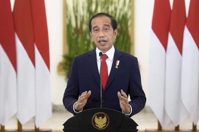 Neraca Perdagangan Tembus Hingga Rp831Triliun, Jokowi Akui Seumur' Tak Pernah Surplus Selalu Defisit
