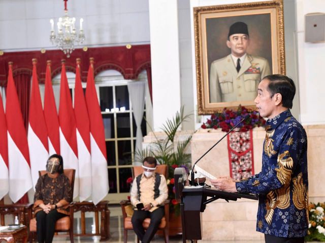 Presiden Beberkan Tiga Strategi Besar Ekonomi pada Para Ekonom