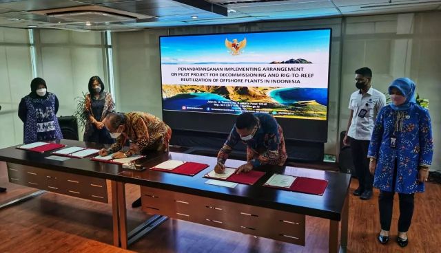 Implementing Arrangement Decommissioning Anjungan Migas Attaka Diteken