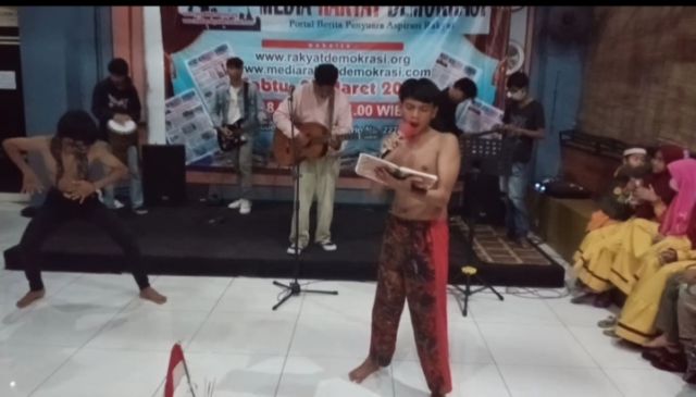 Syukuran HUT Media Rakyat Demokrasi Yang Ke-1, Suguhkan Konsep Sosial Budaya Serta Dihadiri Berbagai Kalangan Aktivis Dan Media Jawa Timur