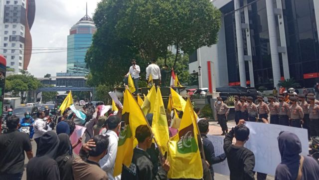 Bank Jatim Didemo Dan Diberi Rapor Merah, Pembina BUMD Dipertanyakan Kinerjanya
