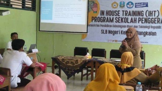 Istri Mantan Kades Di Bangkalan Kuasai Semua Kartu PKH sejak 2017-2021, Raup Rp 2 Miliar