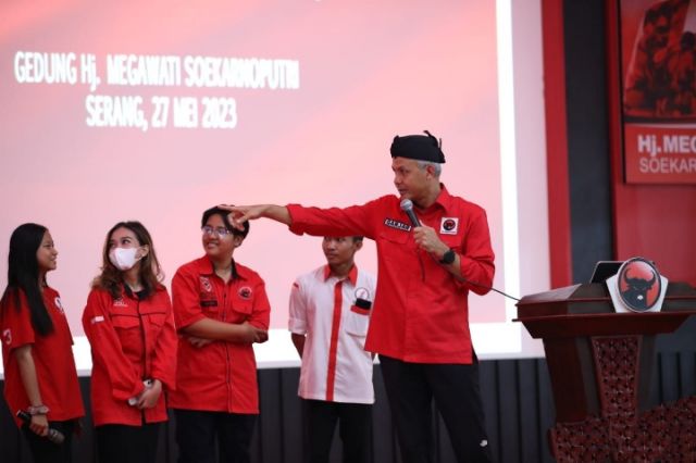 Telanjangi Hasil Survei Litbang Kompas, Ganjar Panggil Generasi Z Naik Ke Atas Panggung