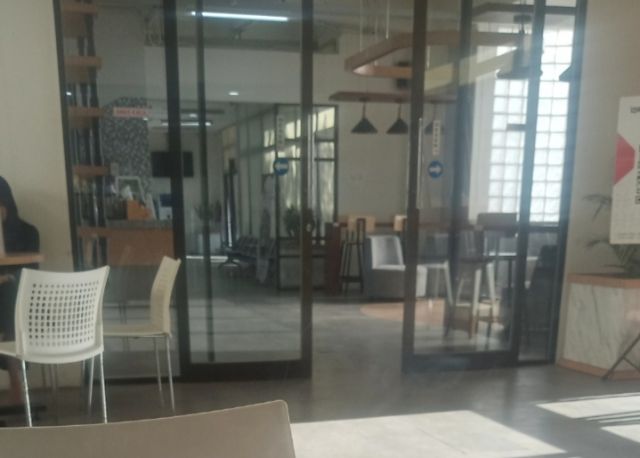 Manager Humas PDAM Surabaya Terkesan Eksklusif Dan Diduga Alergi Wartawan