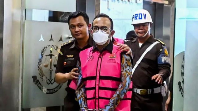 Jahatnya Pelaku Koruptor BBM! Pertalite Dioplos Jadi Pertamax Hingga Rugikan Negara Rp193,7 Triliun, Berikut Nama Dan Jabatannya Di Pertamina