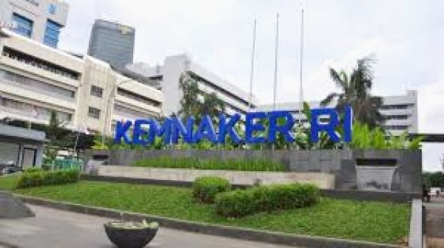 Breakingnews! KPK Geledah Kantor Kemenaker RI