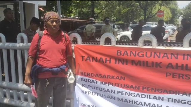 Gegara Hal Ini, Kantor PDAM Surabaya Disegel Warga!