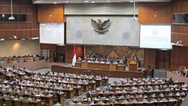 Resmi!!! DPR RI Akhirnya Mengesahkan Perppu Cipta Kerja Jadi Undang-Undang, Meski 15 Poin Sempat Jadi Polemik