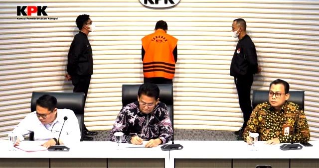 Ahmad Mudhlor Ali Bupati Sidoarjo Akhirnya Ditahan KPK
