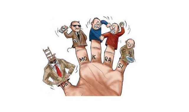 Langkah Politik Di Indonesia, Dapat Diibaratkan Antara Singa Melawan Hiena