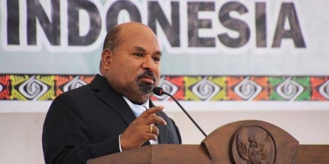 Disentil Jokowi Soal Hormati Proses Hukum, Lukas Enembe Akhirnya Minta Maaf