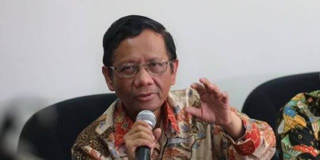Komjen Agus Diterpa Isu Setoran 6 M Dari Tambang Baru Bara, Mahfud MD : Para Bintang Sedang Buka Kartu Truf