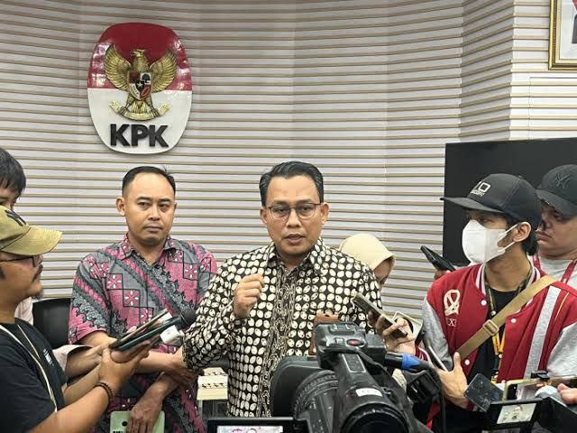Sidang Gugatan Sah Tidaknya Penetapan Tersangka Gus Mudhlor Digelar Hari Ini, KPK Sebut Bisa Tangkap Sang Bupati Sidoarjo Kapan Saja