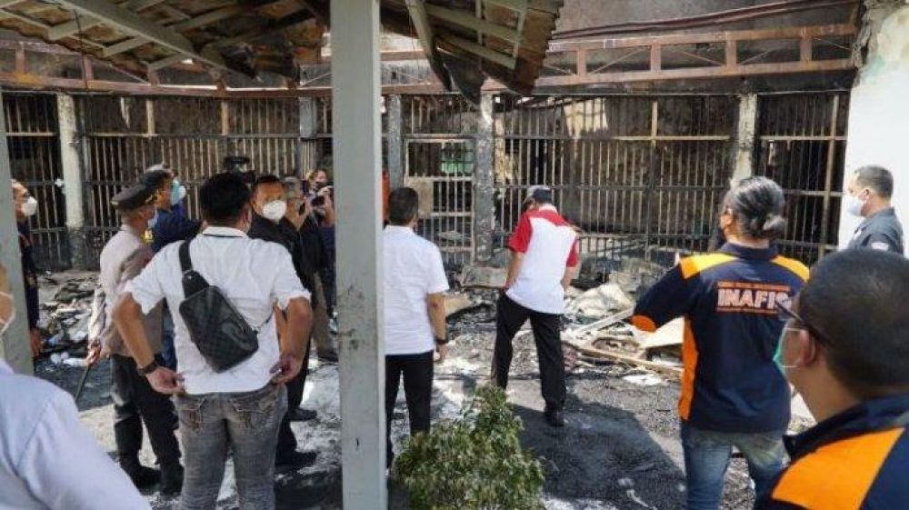 Terkait Kebakaran Lapas Tangerang, Tiga Orang Petugas Dijadikan Tersangka Dan Di Non Aktifkan